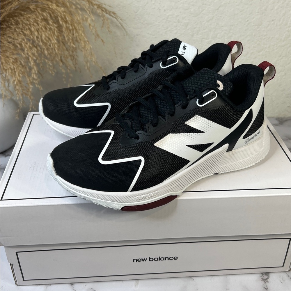 New Balance Unisex Sneakers & Athletic Shoes FuelCell Romero Various Sizes - Picture 8 of 10
